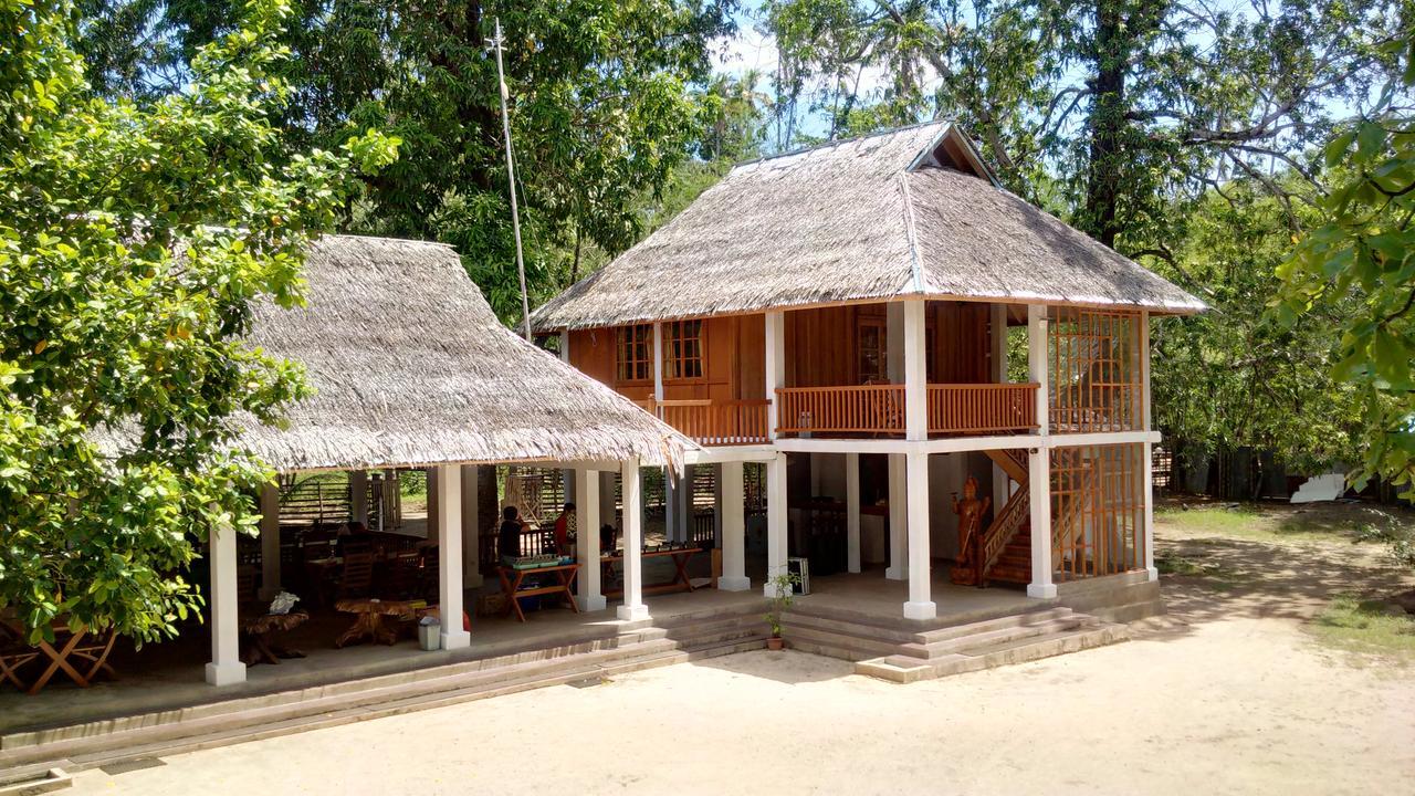 Jonaths Cottage Бунакен Экстерьер фото