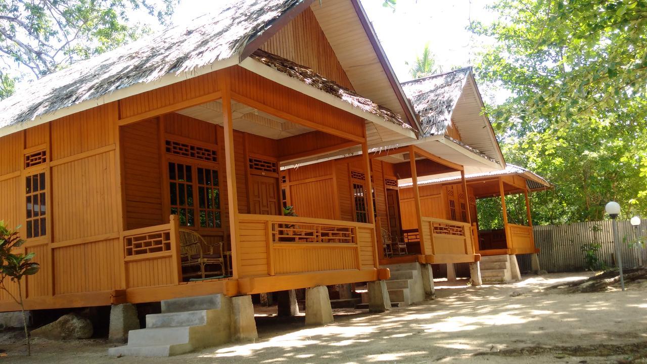 Jonaths Cottage Бунакен Экстерьер фото