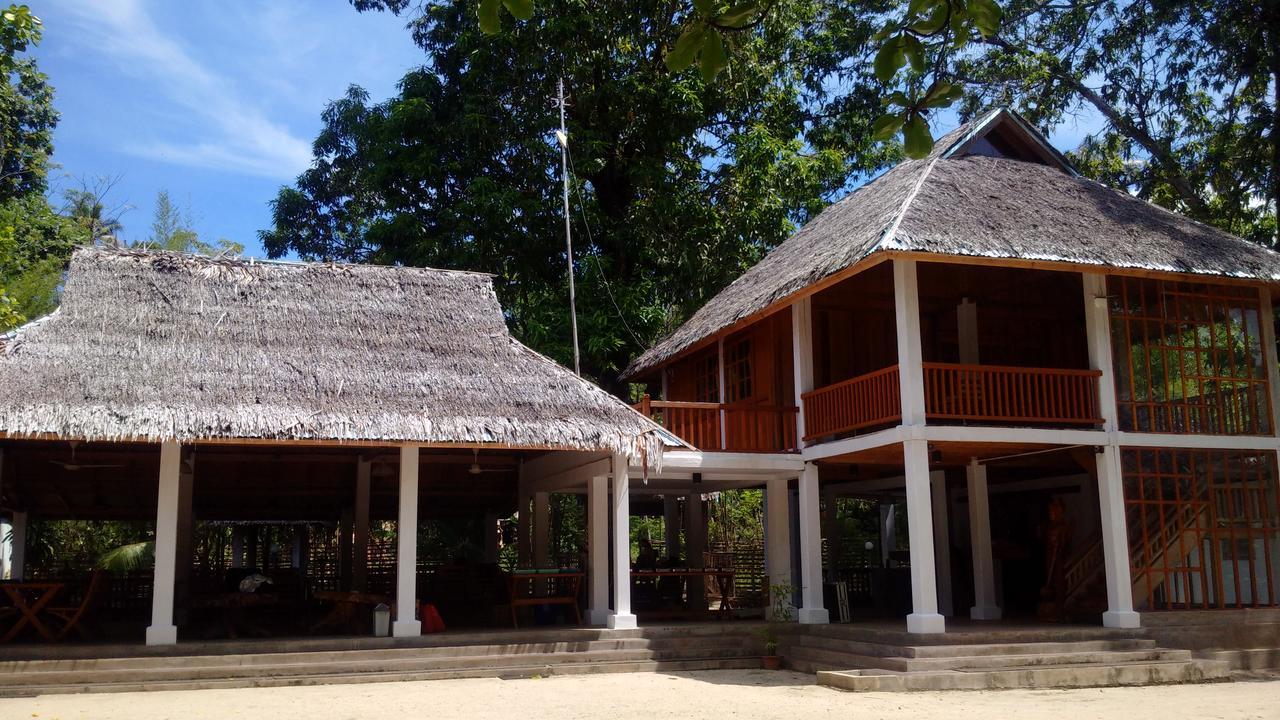 Jonaths Cottage Бунакен Экстерьер фото